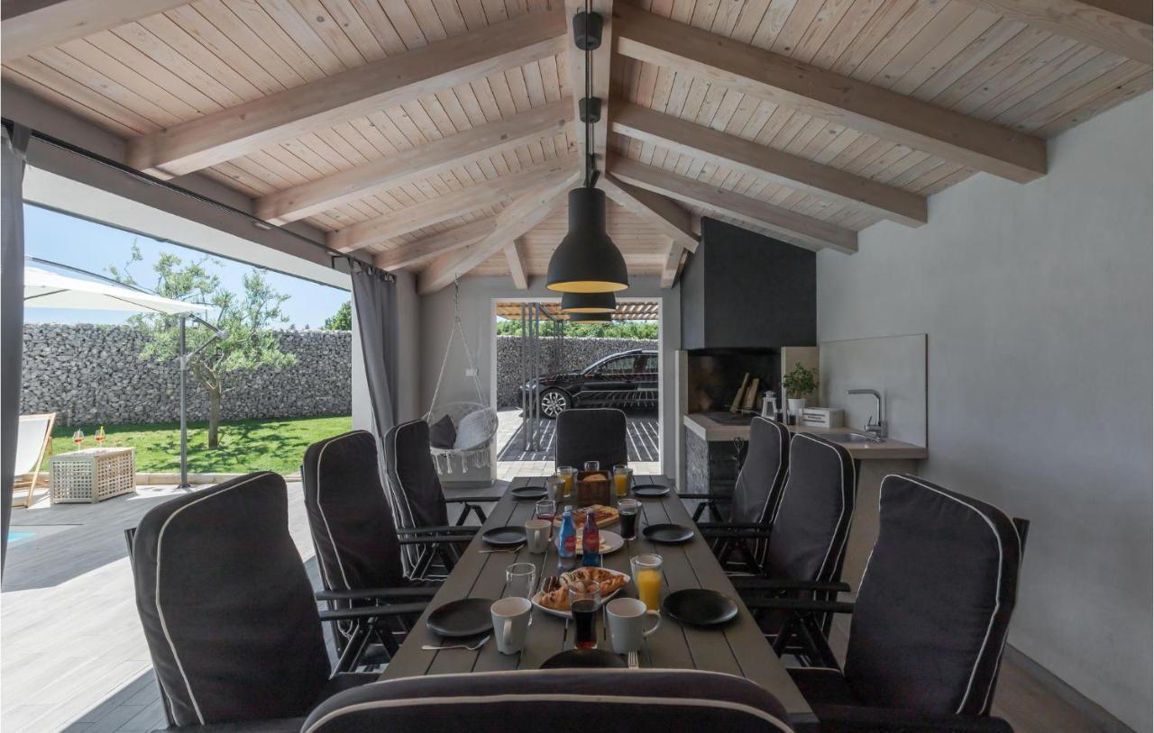 Pet Friendly Home In Barban With Kitchen Exterior foto